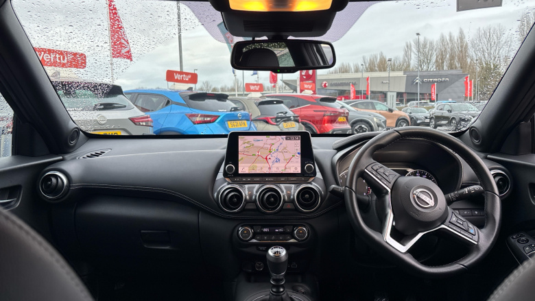 Nissan Juke 1.0 DiG-T 114 Tekna 5dr Petrol Hatchback